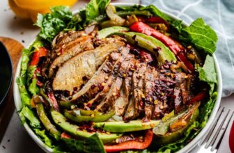 Skinny Hen Fajita Salad